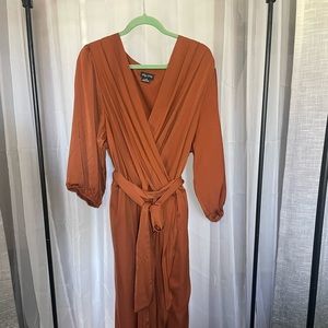 City Chic Sz 20 Opulent Elbow Sleeve Dress